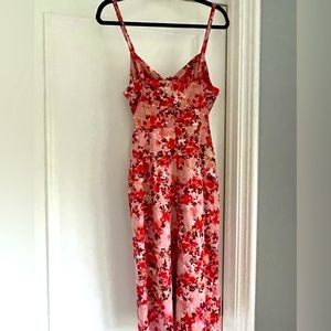 Brand New with Tags!! Wayf Dress. Size: medium. Floral pattern!